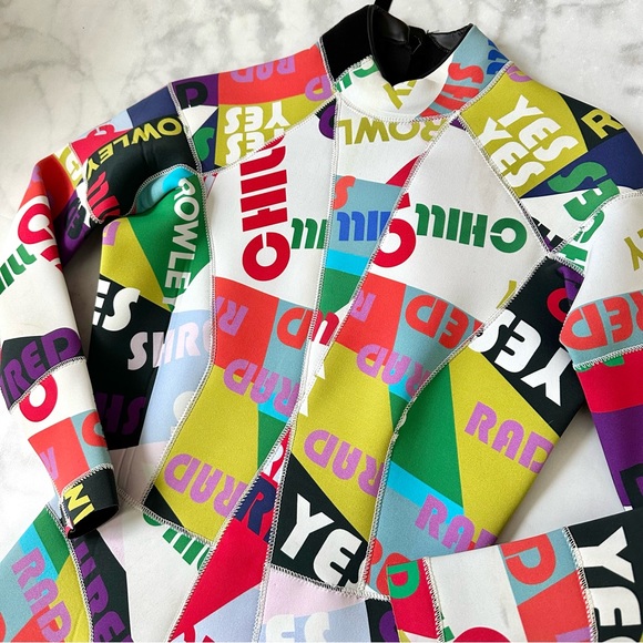 Cynthia Rowley Good Vibes High Tide Graphic Words Wet Suit Paddle Suit SUP M - Picture 4 of 4